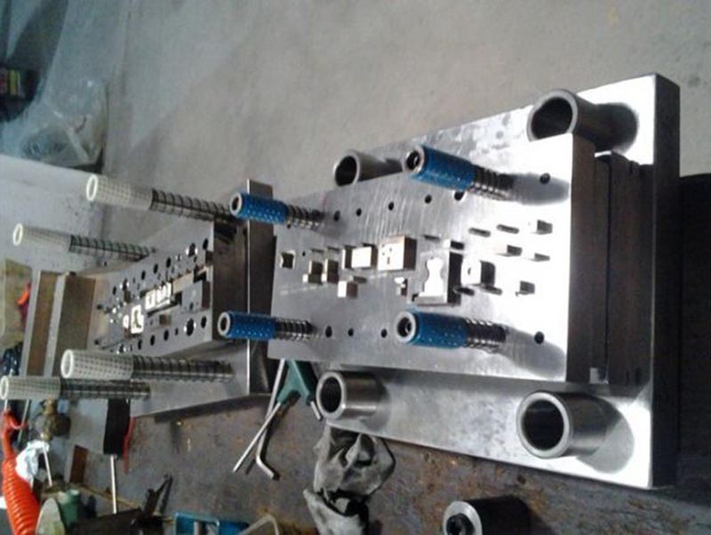 富拉尔基模具制造-12